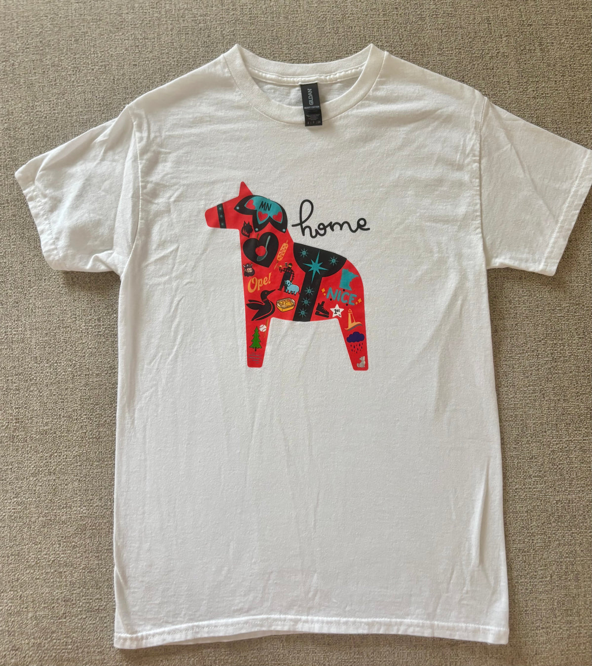 MN Dala Horse Adult T-Shirt